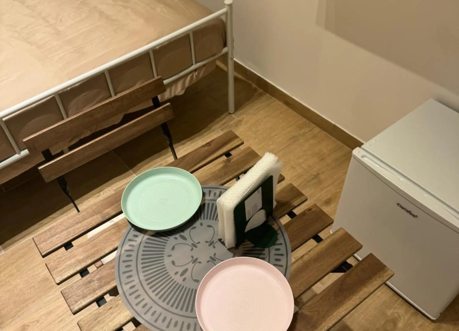Bari Annette Room